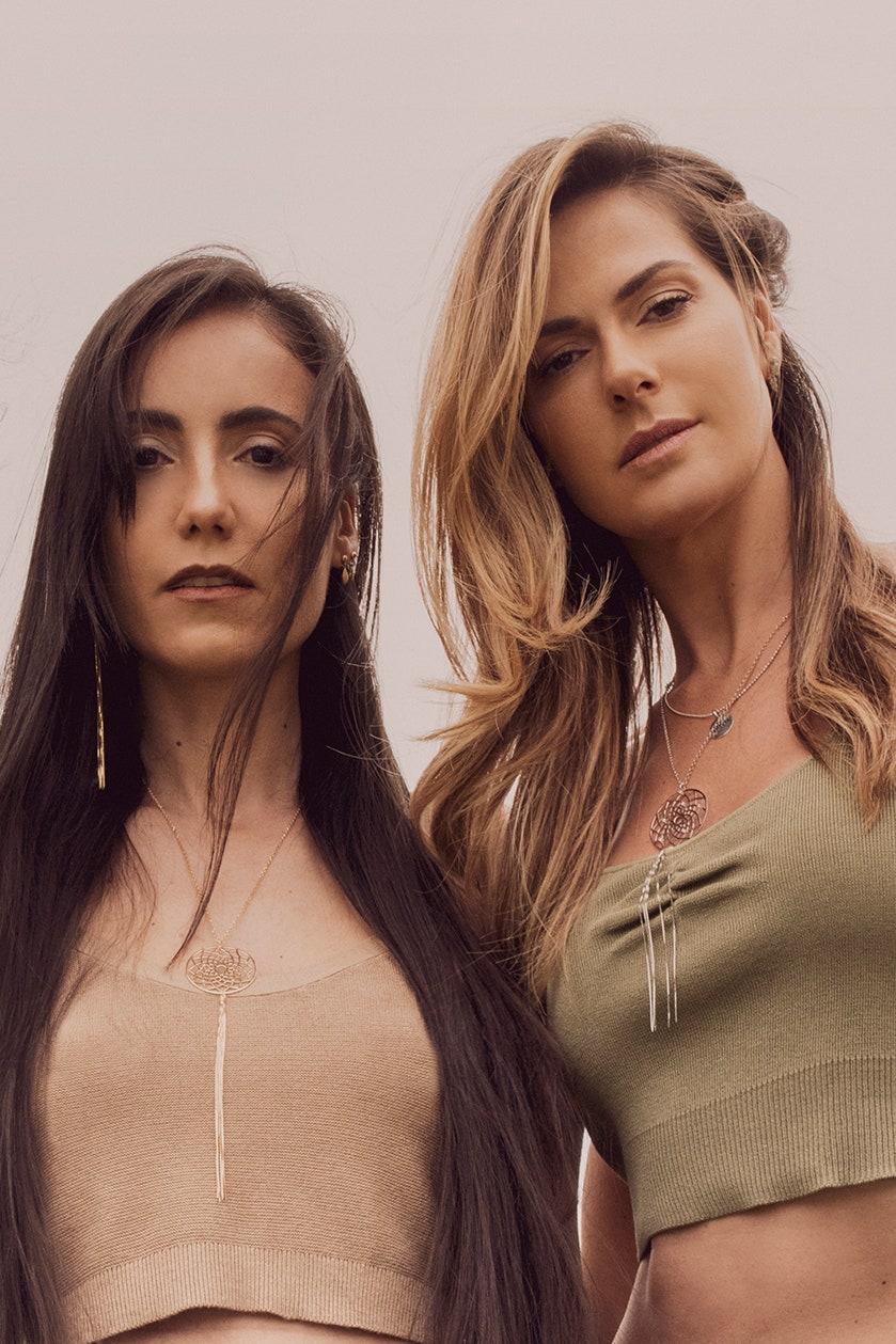 THAIS_Amor_gioielli- vogue-italia Thais Bernardes Thais Wiggers