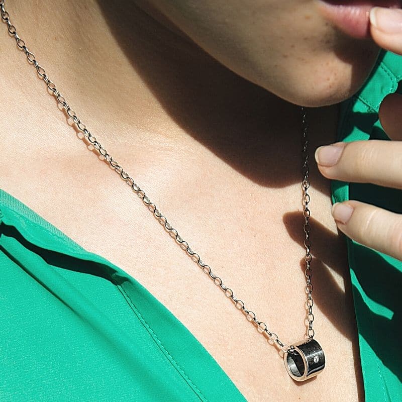 Collana con ciondolo barilotto IO TU - Immagine 2